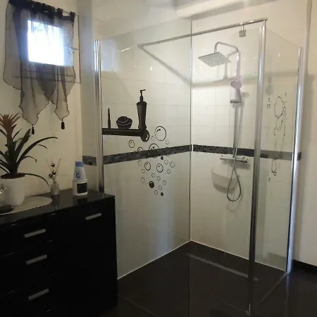 Fleur De Soleil Couette-café 3*