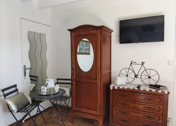 Fleur De Soleil Panzió 3*